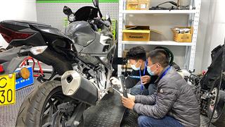 川崎忍者400车损司法鉴定
